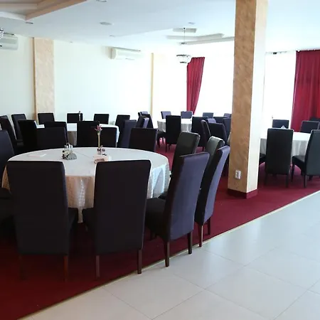 ホテル Florida ママイア